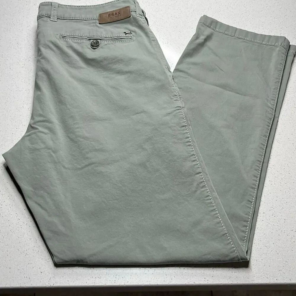 Brax BK Everest Green Chino Pant Size 32/29